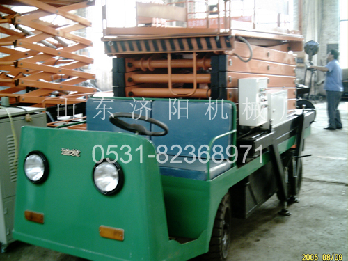 電瓶升降平臺(tái)車(點(diǎn)擊進(jìn)入查看)